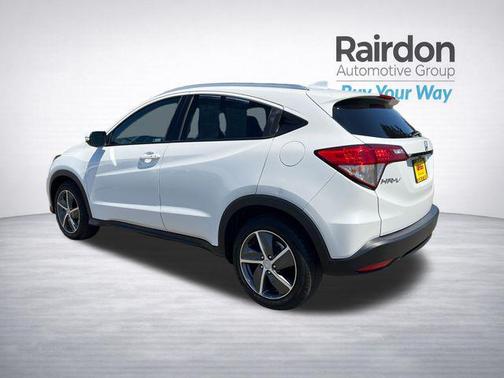 Platinum White Pearl 2022 Honda HR-V EX