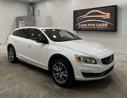 2016 Volvo V60 Cross Country T5