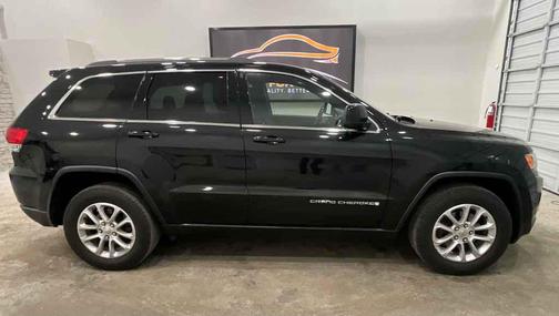Brilliant Black Crystal Pearlcoat 2015 Jeep Grand Cherokee Laredo