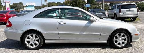2004 Mercedes-Benz CLK-Class 320