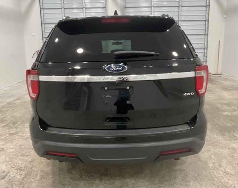 2018 Ford Explorer Base