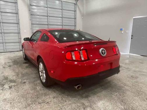 2011 Ford Mustang V6 Premium