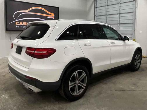 2017 Mercedes-Benz GLC 300 Base