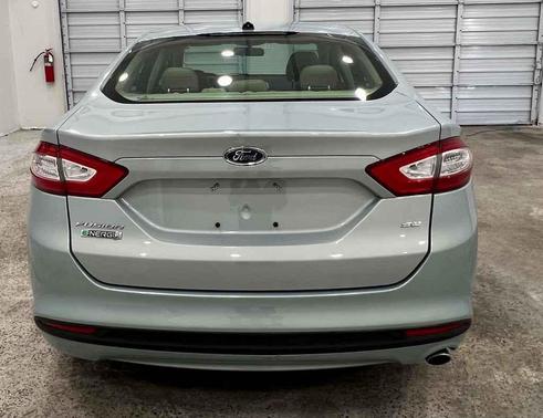 2013 Ford Fusion Energi SE Luxury