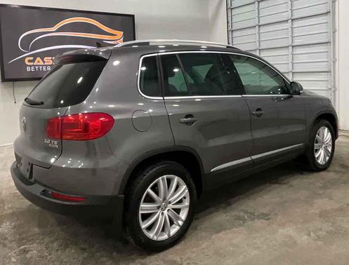 Gray 2015 Volkswagen Tiguan 4MOTION Auto SEL
