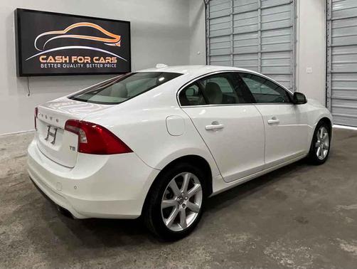 2016 Volvo S60 T5 Drive-E Premier