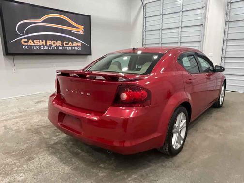 Redline 2 Coat Pearl 2014 Dodge Avenger SE