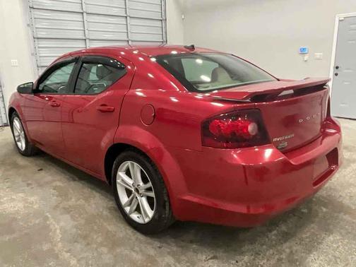Redline 2 Coat Pearl 2014 Dodge Avenger SE