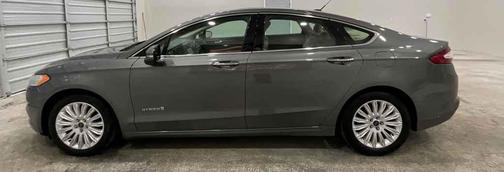 2014 Ford Fusion Hybrid SE
