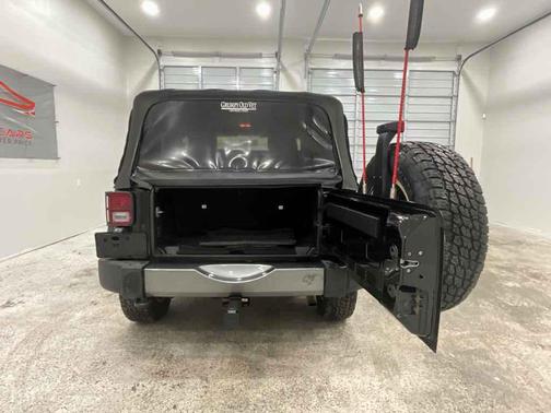 2013 Jeep Wrangler Freedom Edition
