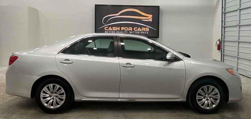 2014 Toyota Camry LE