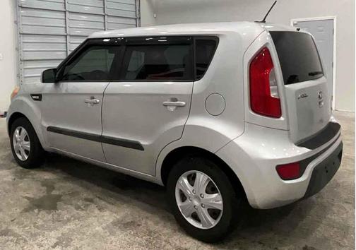2013 Kia Soul Base