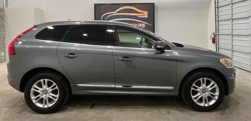 2016 Volvo XC60 T5 Drive-E Premier