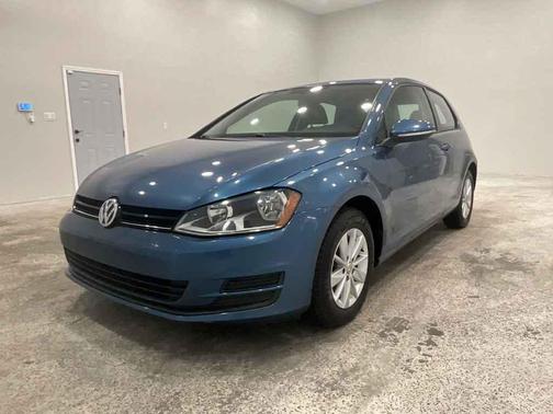 2015 Volkswagen Golf TSI S 2-Door