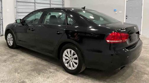 2015 Volkswagen Passat 1.8T S