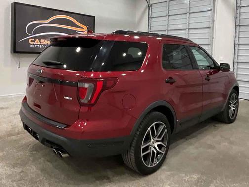 2018 Ford Explorer Sport