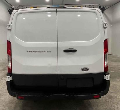2017 Ford Transit-150 Base