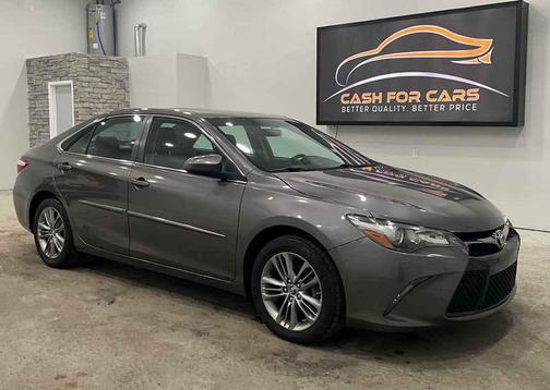 Cosmic Gray Mica 2016 Toyota Camry LE