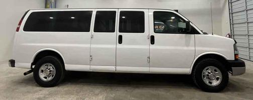 2015 Chevrolet Express 3500 LT