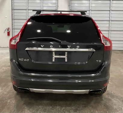 2016 Volvo XC60 T5 Drive-E Premier