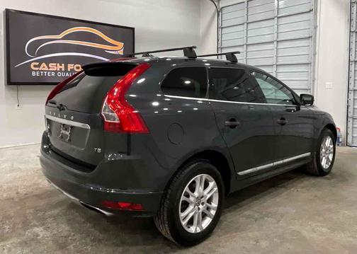 2016 Volvo XC60 T5 Drive-E Premier