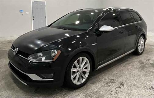 2017 Volkswagen Golf Alltrack TSI S