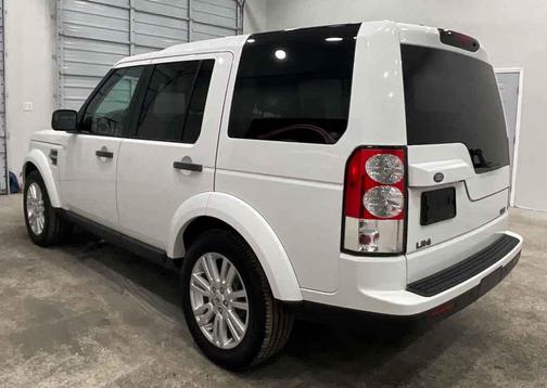 2011 Land Rover LR4 Base