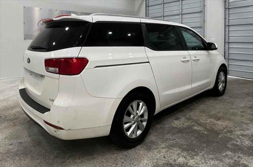 2015 Kia Sedona LX