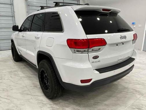 Bright White Clear Coat 2015 Jeep Grand Cherokee Laredo
