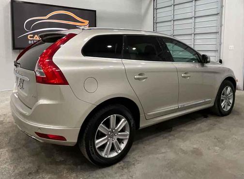 2017 Volvo XC60 T5 Inscription