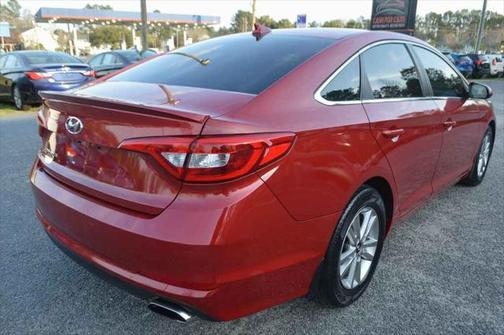 2017 Hyundai SONATA SE