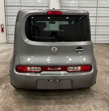 2010 Nissan Cube base
