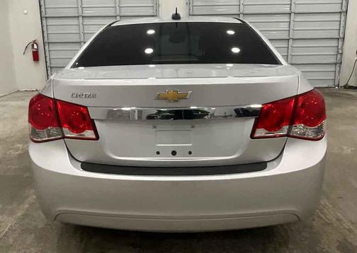 Silver 2015 Chevrolet Cruze LS