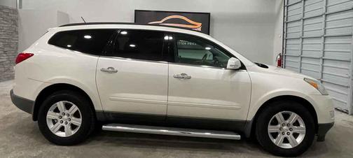 2011 Chevrolet Traverse 2LT