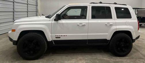 Bright White Clear Coat 2016 Jeep Patriot Sport