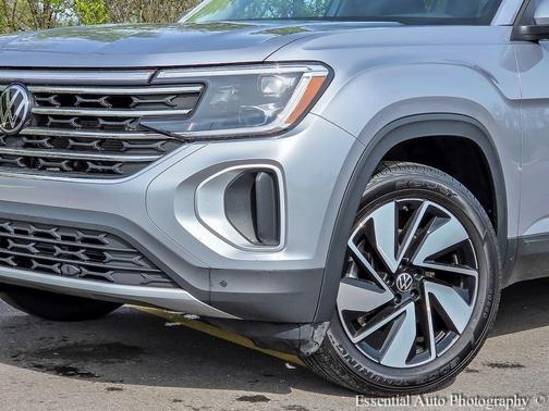 2024 Volkswagen Atlas 2.0T SE