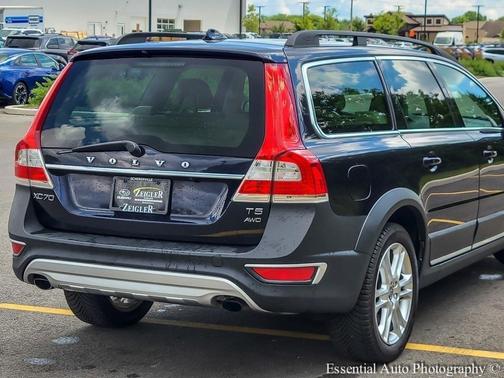 2016 Volvo XC70 T5 Platinum
