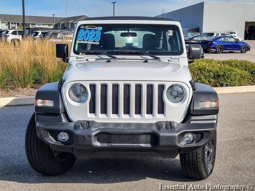Bright White Clearcoat 2023 Jeep Wrangler Sport