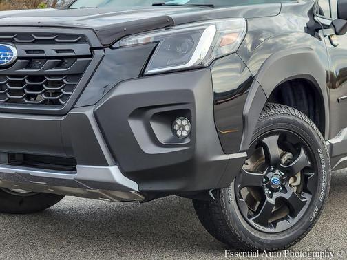 Crystal Black Silica 2023 Subaru Forester Wilderness