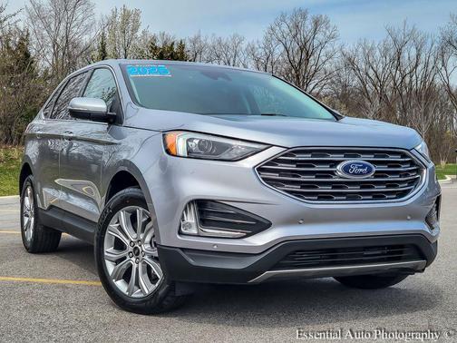 Silver Metallic 2024 Ford Edge Titanium