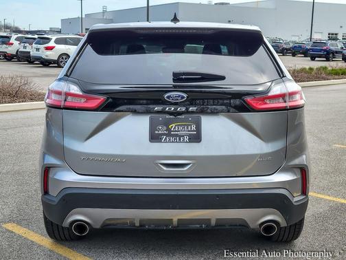 Silver Metallic 2024 Ford Edge Titanium