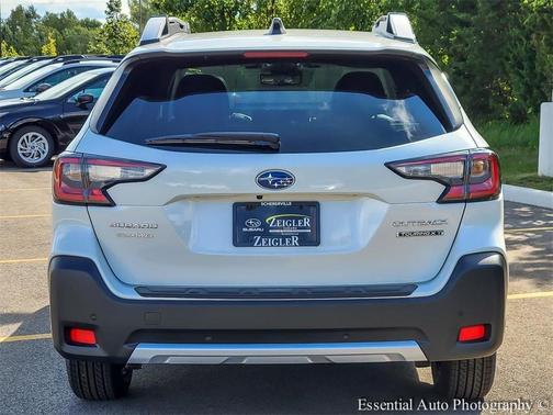 2025 Subaru Outback Touring XT