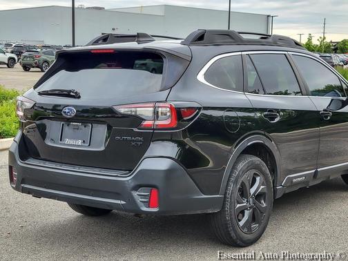 Crystal Black Silica 2021 Subaru Outback Onyx Edition XT
