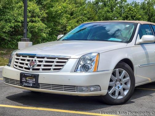 2011 Cadillac DTS Premium