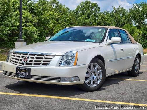 2011 Cadillac DTS Premium