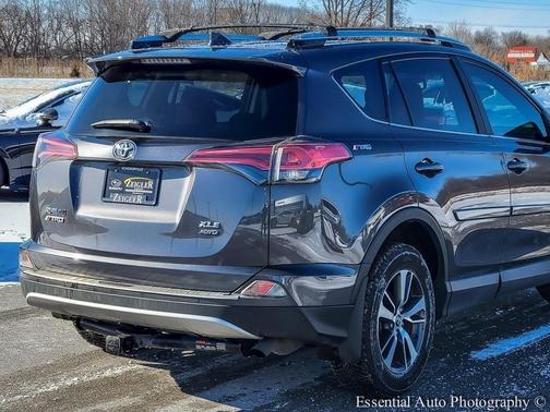 2016 Toyota RAV4 XLE