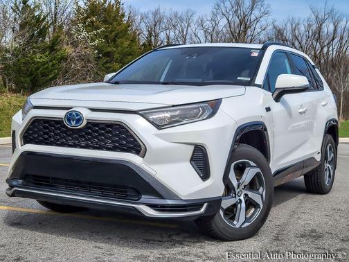 Super White 2021 Toyota RAV4 Prime SE
