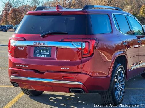 2021 GMC Acadia Denali
