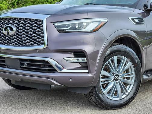 Anthracite Gray 2024 INFINITI QX80 Luxe