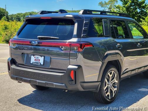 Magnetite Gray Metallic 2026 Subaru Outback Touring XT